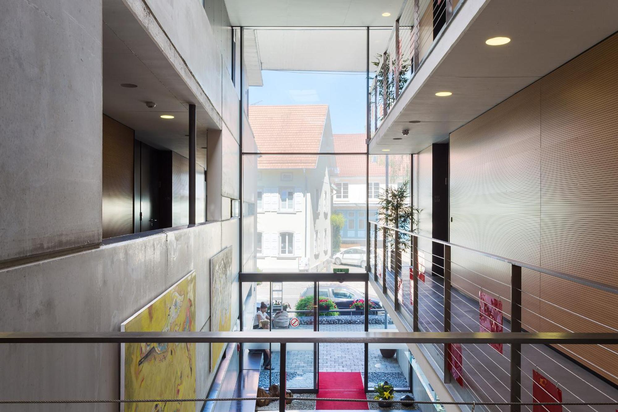 Bed & Breakfast Rotes Haus อูเบอร์ลิงเงน ภายนอก รูปภาพ